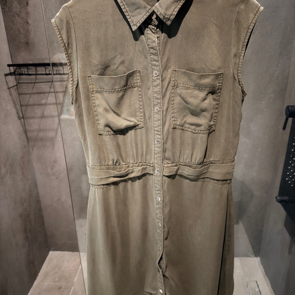 White House Black Market Green Dress/Cover-up